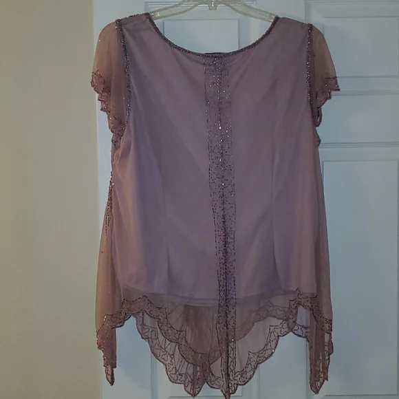 Beautiful beated top pink - Picture 7 of 11
